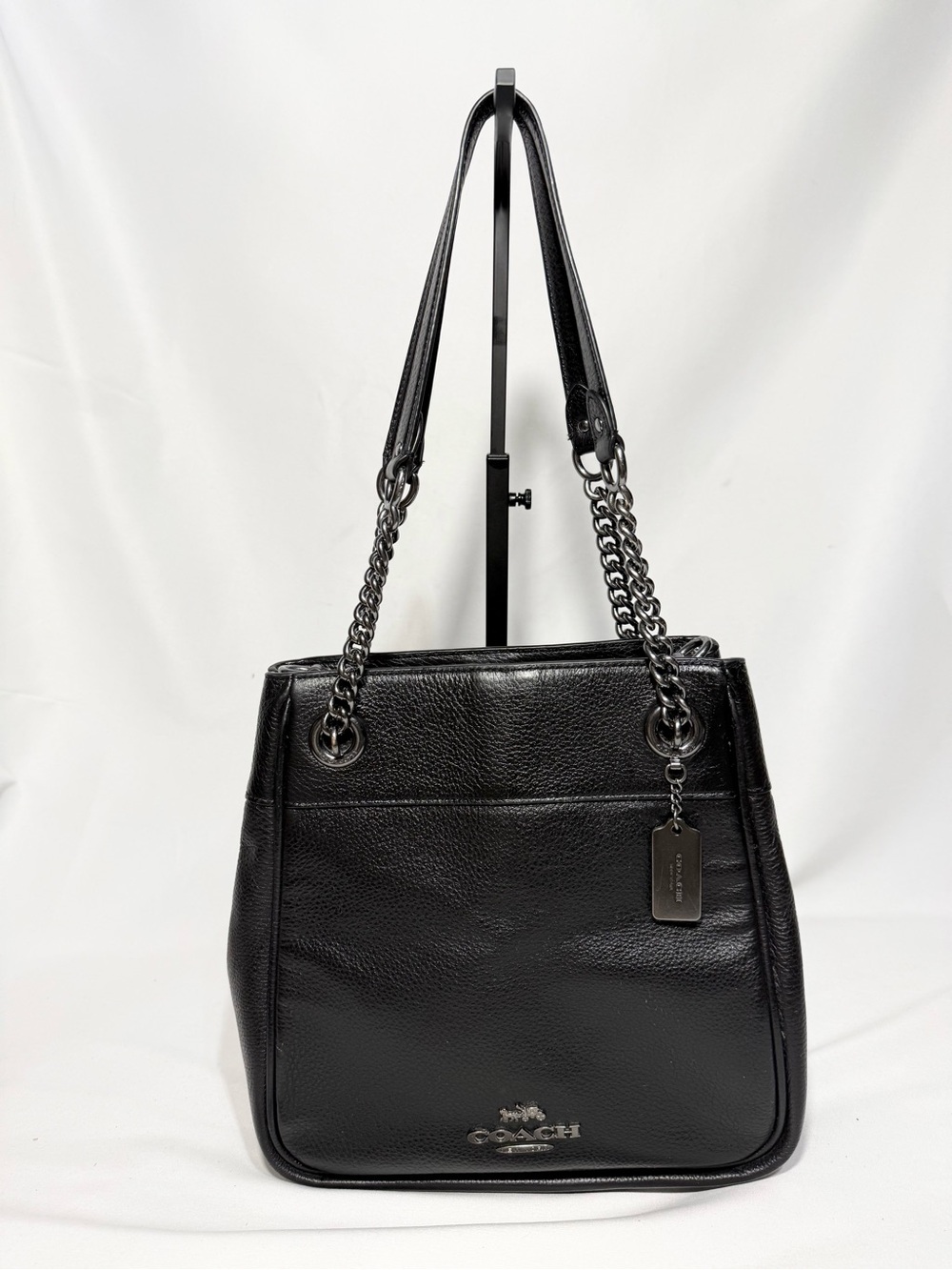 COACH Black Pebbled Leather Chain Shoulder Bag